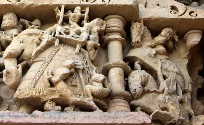 11th century kiradu elephant and horsemen.jpg