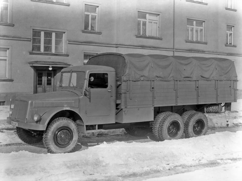 Tatra_T111.jpg