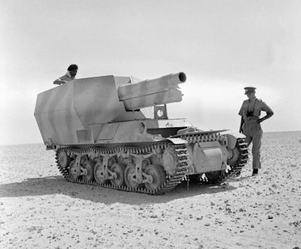 Abandoned_SdKfz_135-1_near_El_Alamein_1942.jpg