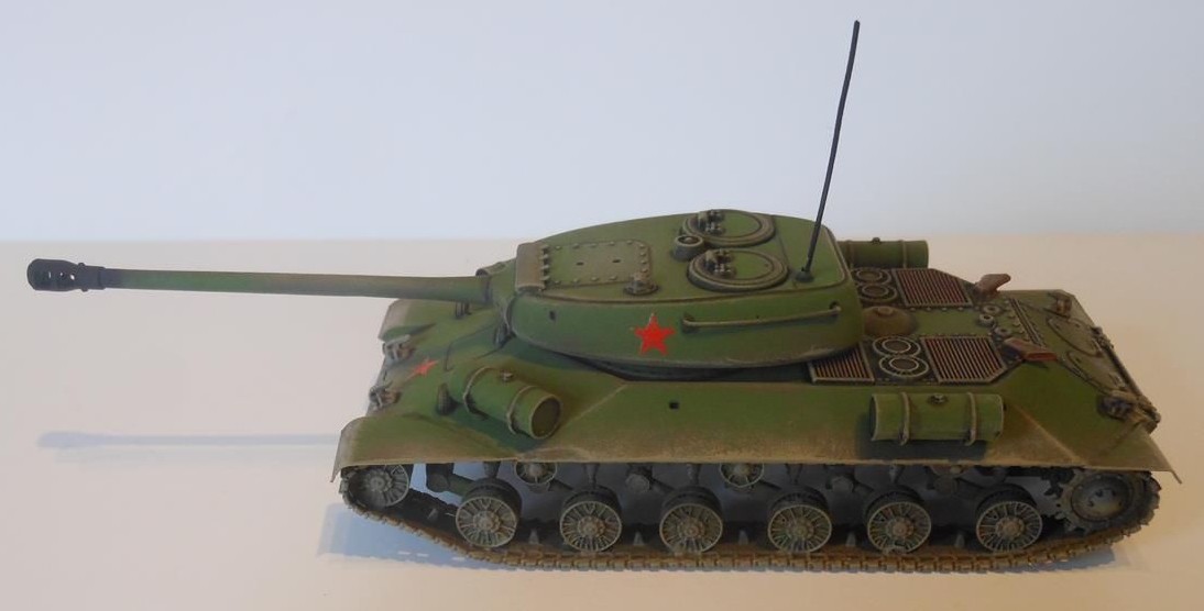 IS6 Soviet Tank left.JPG
