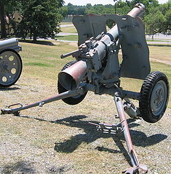 250px-German_105mm_LG-42.jpg