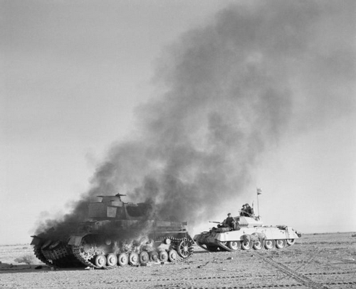 Crusadertankandgermantank-upcrop.png