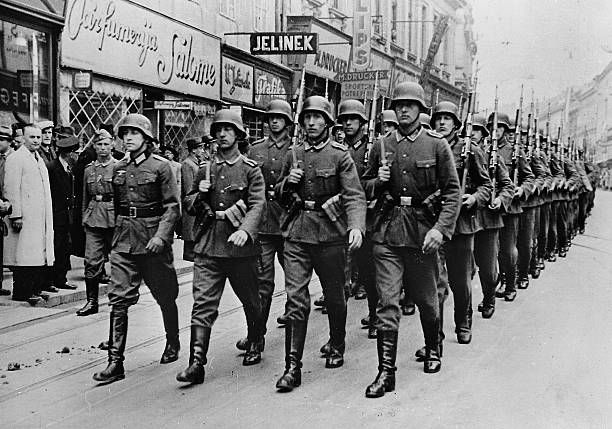 photo_invasion_yugoslavia.png