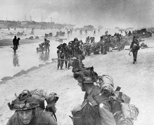 photo_british_soldiers_sword_beach.png