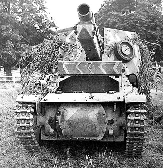 15cm lorraine 21th PzD 44 50.jpg