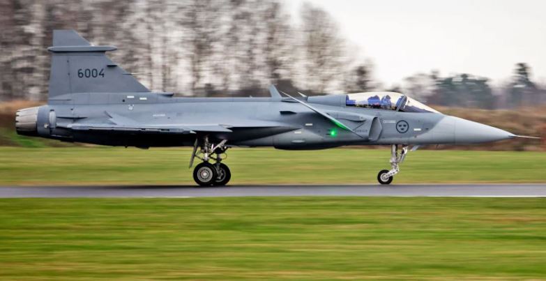 Gripen E.jpg