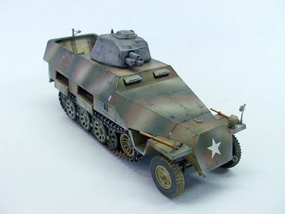 Sdkfz 251 - R-35 062.JPG